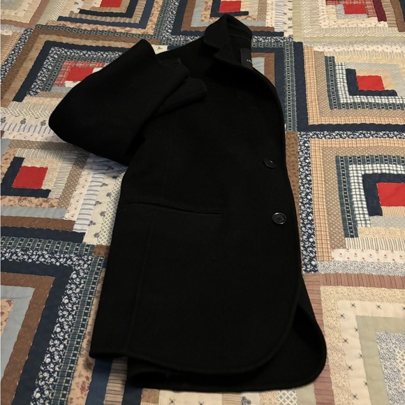 Blazer - Picture 4 of 8